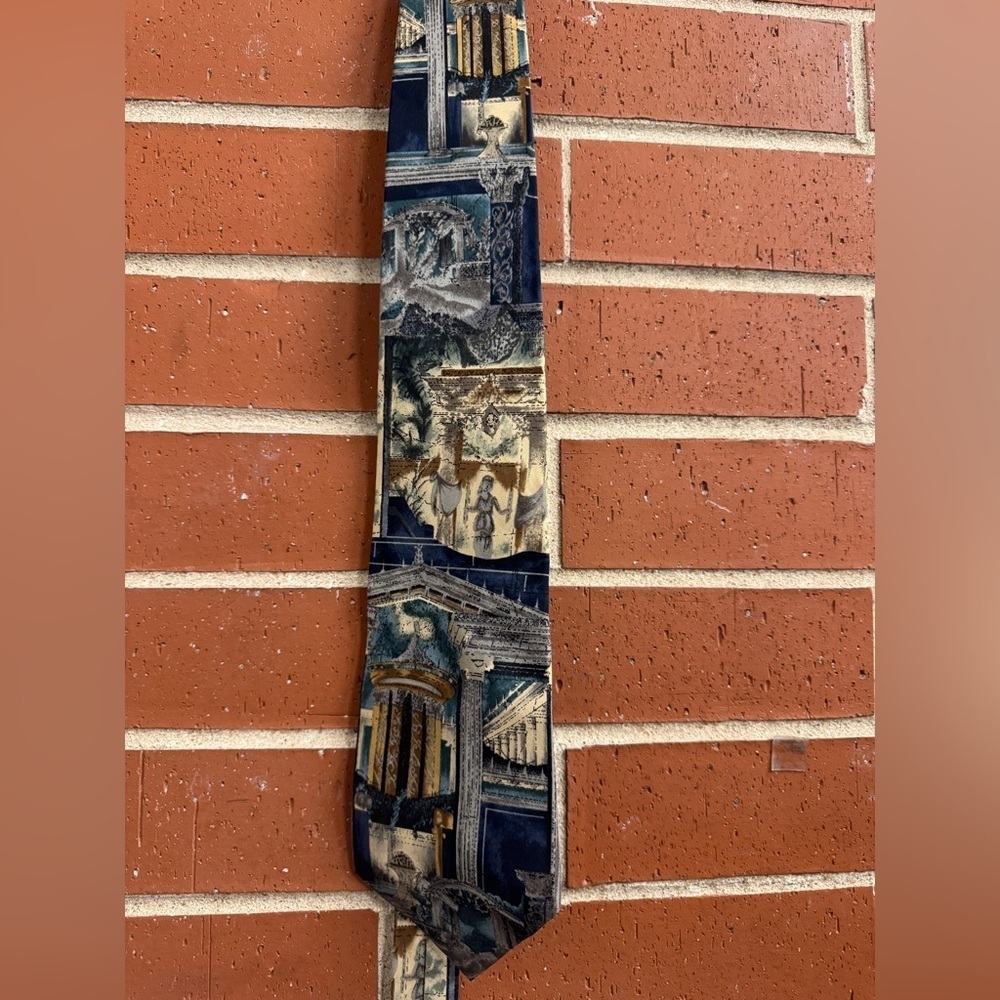 UNICEF Pompeii Frescoes Art Tie — Ancient Roman Print Necktie - Picture 1 of 3